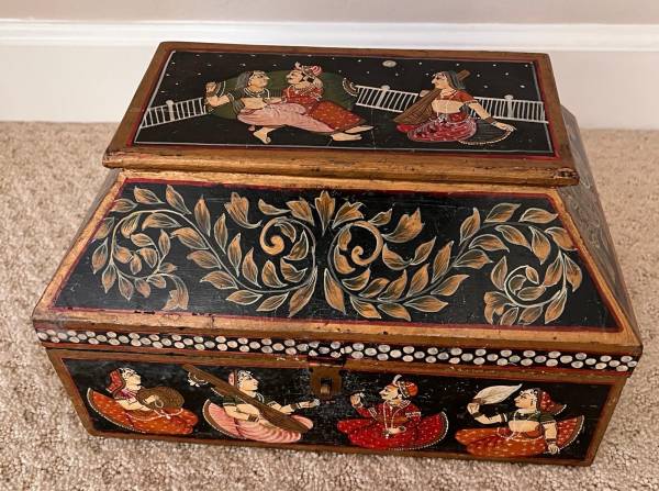 Hand-Painted Indian Art Storage Box – Beautiful & Functional! 1