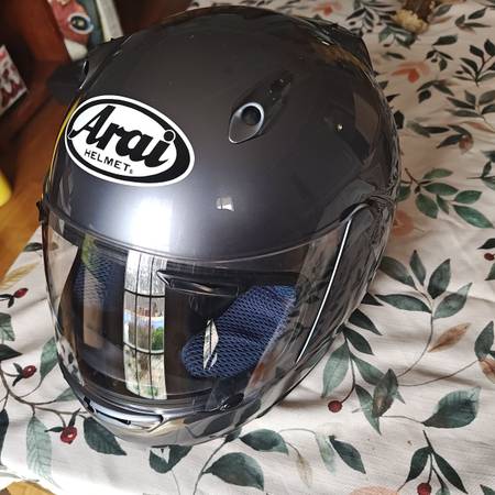 arai classic v groovy helmet Helmets Classic-V Solid (X-Large, Gun Metallic Frost) : Automotive Traditional stiched faux leather edge trim Classic-V Groovy White 360