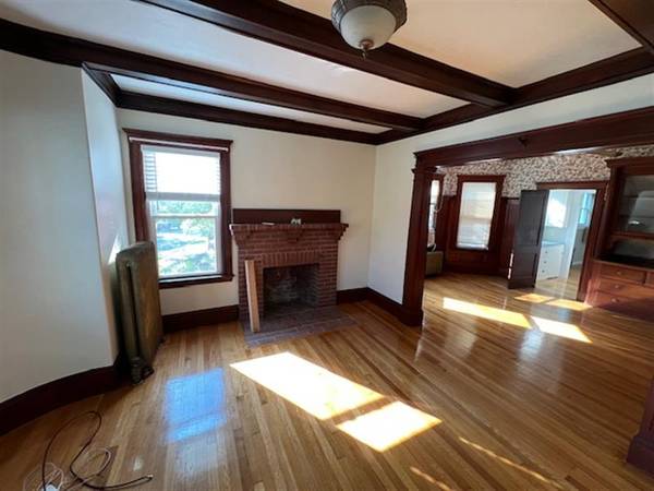 $3,000 / 2br - ---Awesome 2 Bed -- 10 Mins to Davis Square - Private laundry (Davis Sq.)63828337711617121