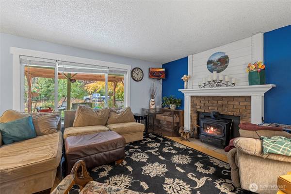 $568,000 / 3br - 1500ft2 - Beautifully Updated Home in Prime Bellingham Location (Bellingham)64305502706561123