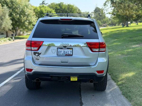2012 Jeep Grand Cherokee Overland 4x4 EN PERFECTO ESTADO - $9.40063470760001281124