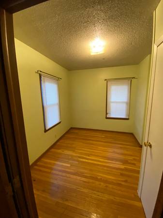 $1,150 / 1br - 450ft2 - Great 1brm, Prime location, Parking, Laundry, (Uptown)63990380726658122