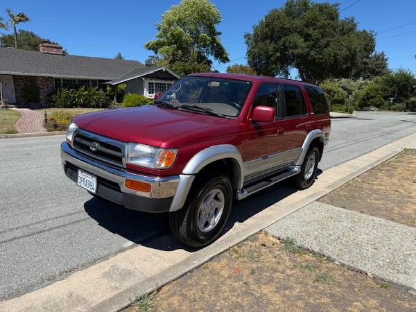 1996 Toyota 4Runner * Limited * 4WD * LOW MILEAGE * CLEAN * - $10,900 (Santa Cruz)63470758029313122