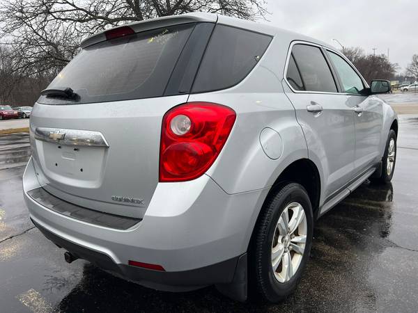 2012 CHEVROLET EQUINOX - $4,999 (ZION ILLINOIS)63619083249539123