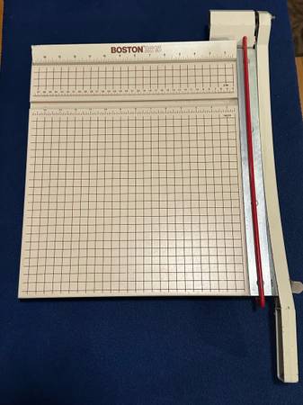 Vintage Boston 2615 Guillotine Paper Cutter 1