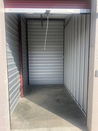 Holiday Special at StoragePRO of Oakland!! 1