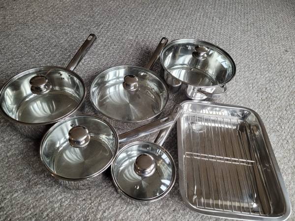 New stainless steel cookware set 1