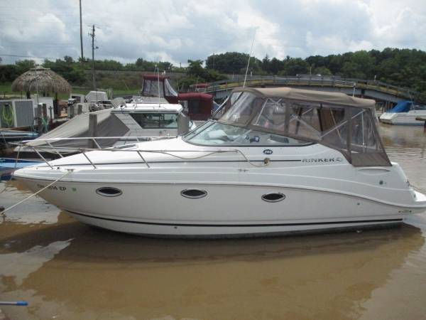 2008 Rinker 260 Express Cruiser 1
