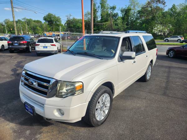 2012 Ford Expedition $1100 de enganche - $1,10063618541129089120