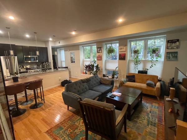 $1,450 Short Term Fully Furnished Room, Rent Includes Utilities and Cleaners (Washington)63779239167489121