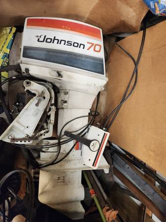 JOHNSON 70 Outboard Motor 1