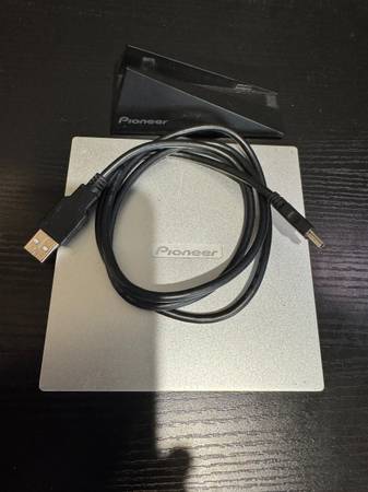 Pioneer Blu Ray drive. 1