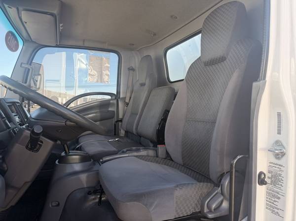 2015 Isuzu Npr MOBILE SHOP! - Photo 13