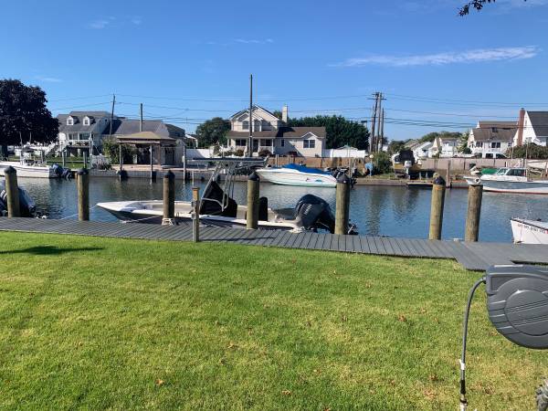 Dock space and Jetskis slips for rent 1