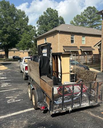 Same-Day Junk Removal + Free Pressure Wash (Full Loads) – Sarasota 1