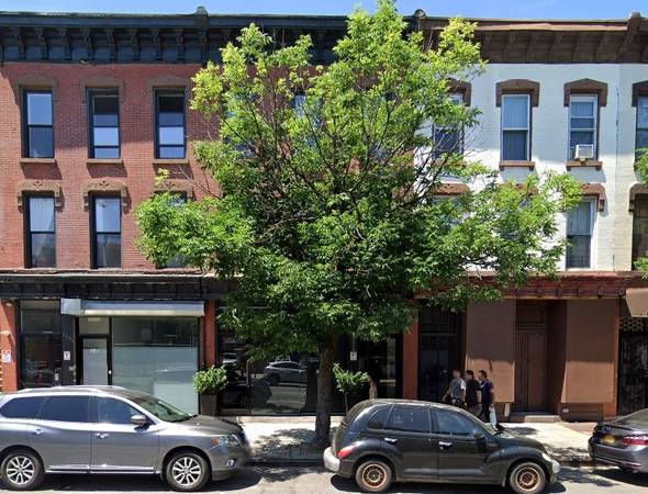 $2,498,000 / 6br - Edificio mixto actualizado de 3 pisos en una excelente ubicación (Bedford Ave)63689899157251122