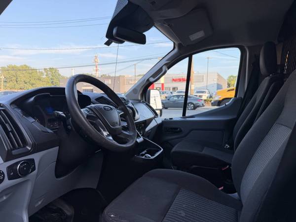 2017 Ford Transit 250 3dr - Photo 11