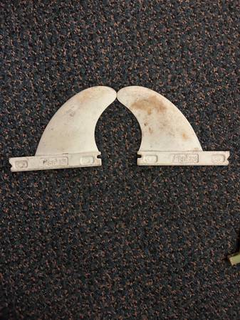 Future Side Bites3 325 surfboard side fins 1