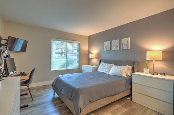 $1,497 / 2br - Dormitorio Principal en 2H/2B – Estacionamiento, Aire Acondicionado e Lavadora/Secadora en Unidad | Solo 1 Compañero de Cuarto (Mira Mesa)63701782038529120
