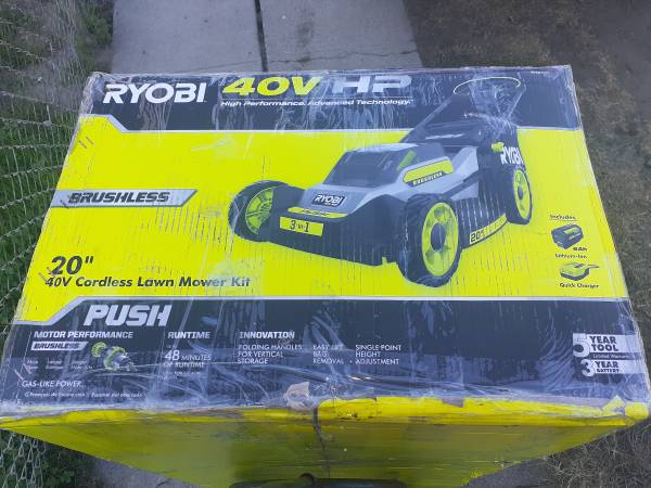 Ryobi 20 in 40-Volt Brushless Cordless Battery Push Lawn Mower * 1