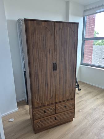 wardrobe 1