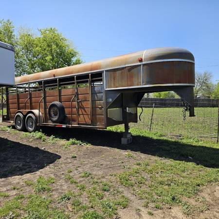 Stock trailer 1