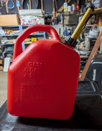 5 gallon gas can 1