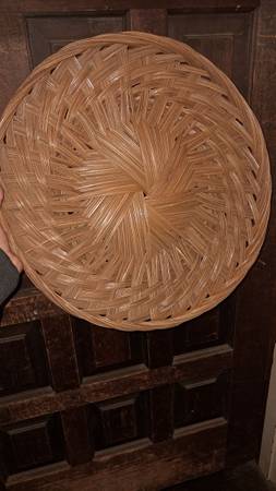 Beautiful woven basket tray 18" 1
