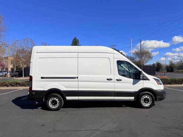 2020 Ford Transit 250 - Photo 5