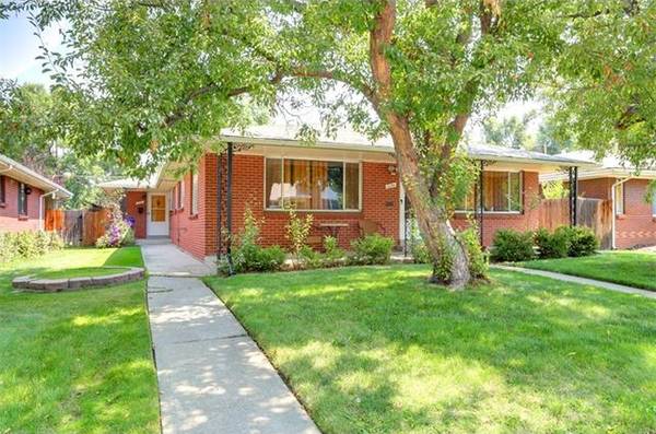 2Br/1B Mayfair Duplex 1