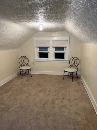 $550 / 5br - *no te lo pierdas* Compartir habitación / $550 incluyendo todos los servicios (Akron)63621849309825122