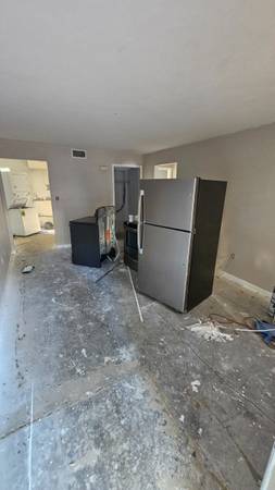 $99,000 / 2br - 741ft2 - INVESTORS! 2BR 1BA Condo For Sale $99K or Best Offer! (Norfolk)64053704652163121
