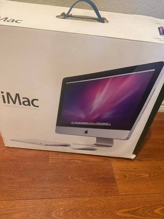 I Mac A1311 computer and keyboard 1