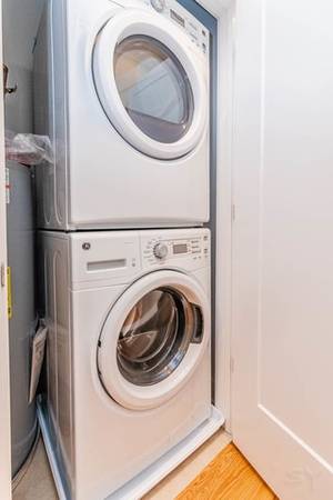$875 / 1br - Looking for third roommate (Pilsen)63959878549122123