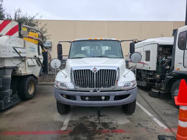 2013 TYMC0 600 STREET SWEEPER – ENGINE MISFIRE 1