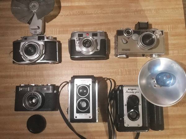 6 Vintage cameras 1