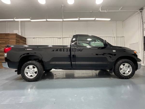 2007 Toyota Tundra  SR5 Regular Cab 2dr / 4.7L V8 / LONG BED 8FT Truck - $21,995 (M&M Investment Cars - Gladstone)63617234784385123