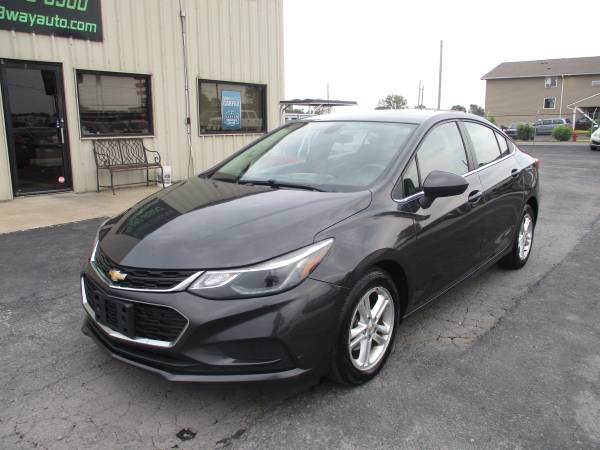2017 Chevrolet CRUZE *** As Little As $1300 Down*** 1