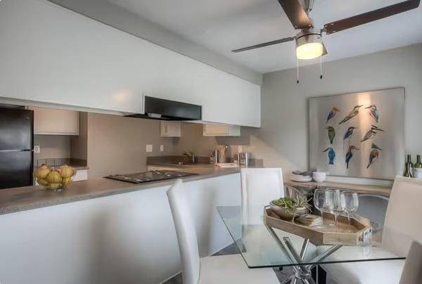 $1,835 / 2 dormitorios - 922 pies² - Cerca de Sunset Highway 26, sauna, spa, imprescindible ver, disponibles de uno y dos dormitorios (Bethany)63831682814979122