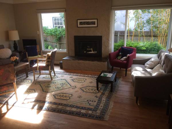 $1,350 / 1br - 385ft2 - Sunny Quiet Home to Share (mill valley)63682814333057121