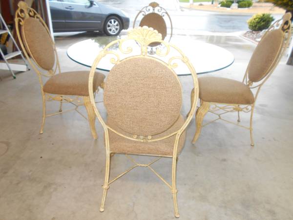 Large Community Yard Sales 1