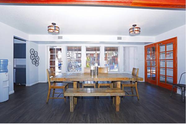 $1,100 / 1br - 572ft2 - 1/BD 1/BA, Cable/Satellite, Laundry Facilities (3120 Wynn RD, Las Vegas, NV)63859498680195122