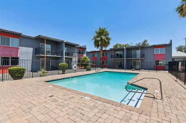 $1,000 / 2br - 810ft2 - 🌟 Alta Vista Village – Modern, Affordable Apartments Near GCU! 🌟 (Phoenix)64024998172547120