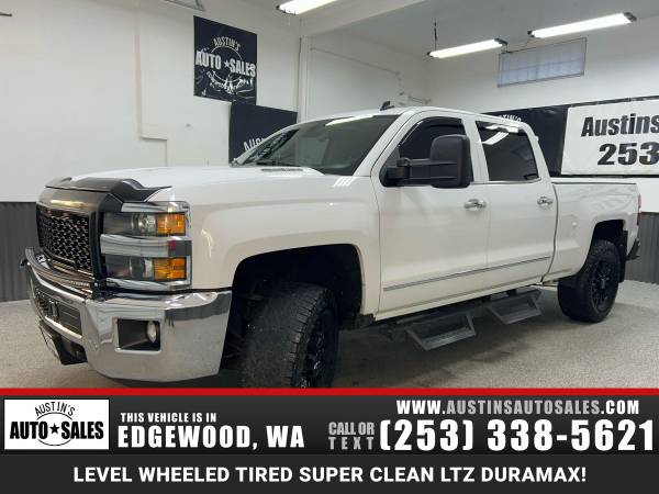 2015 Chevrolet Silverado 2500HD - Photo 3