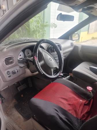 2003 Dodge Grand caravan - $900 (West)63470780111363121