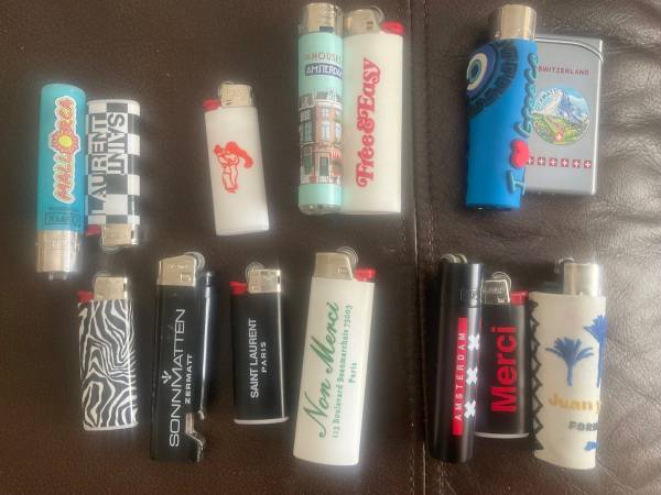 CIGARETTE LIGHTERS 1