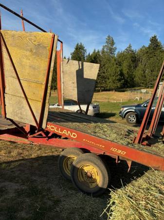 1030 bale wagon 1