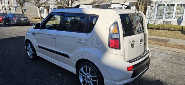 KIA SOUL LIMITED LIKE NEW MUST SEE PERFECTION $5999 - $5,999 (Staten Island)63654721529473123