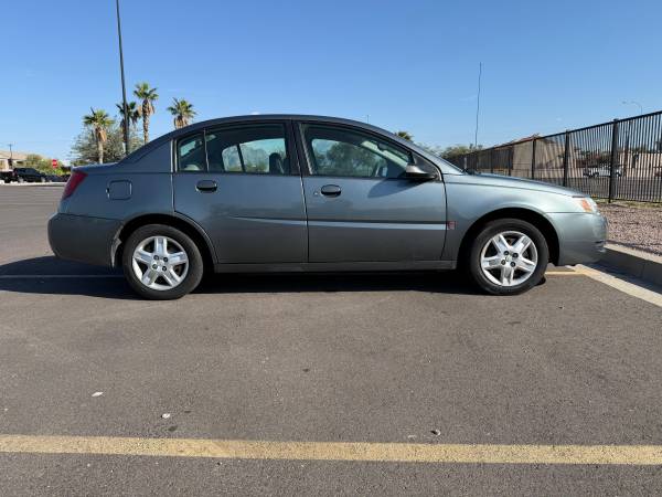 2007 saturn ion 2 sedan 91k m. 1