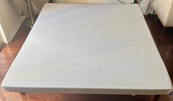 Memory Form Mattress Topper - Queen Size - FIRM - 3 inches 1